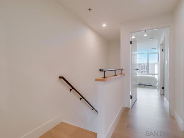 425 W Beech St 1706, San Diego CA 92101