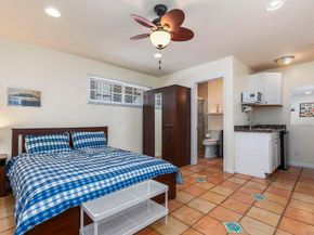 2544 Juan St, San Diego CA 92110