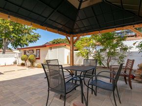 2544 Juan St, San Diego CA 92110