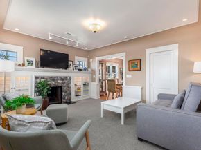 2544 Juan St, San Diego CA 92110