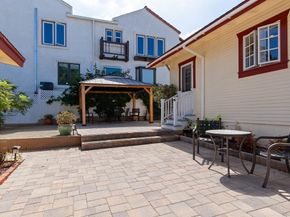 2544 Juan St, San Diego CA 92110
