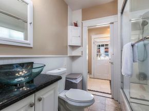 2544 Juan St, San Diego CA 92110