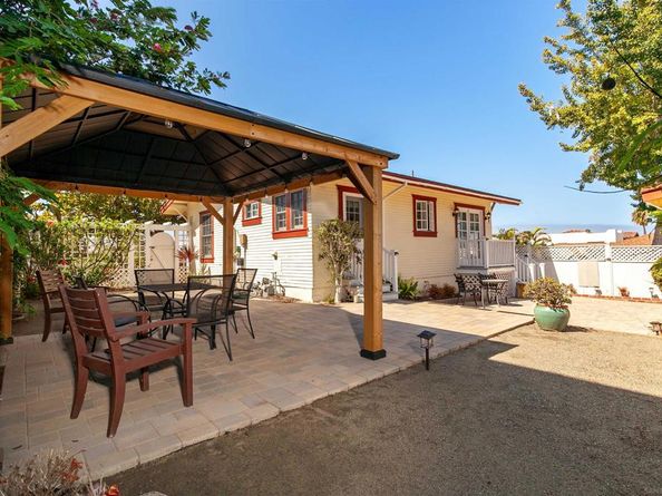 2544 Juan St, San Diego CA 92110