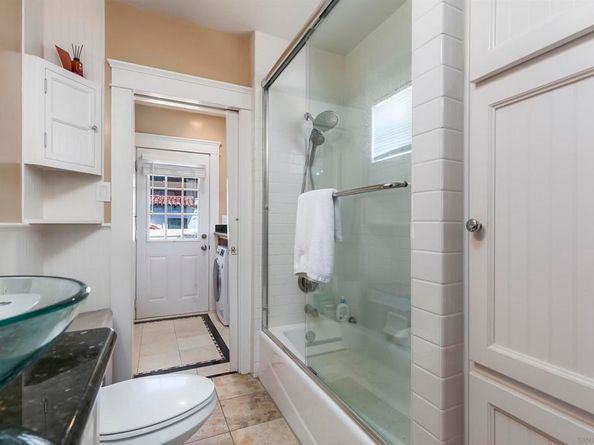 2544 Juan St, San Diego CA 92110