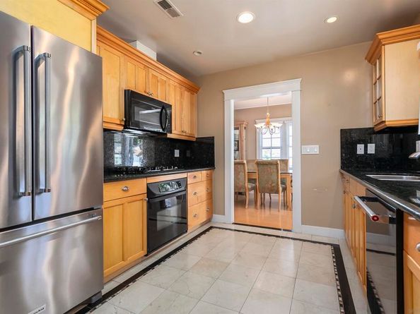 2544 Juan St, San Diego CA 92110