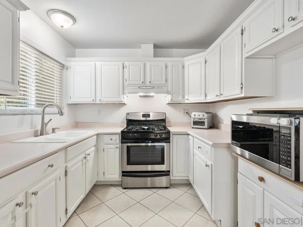 2170 Montclair St, San Diego CA 92104