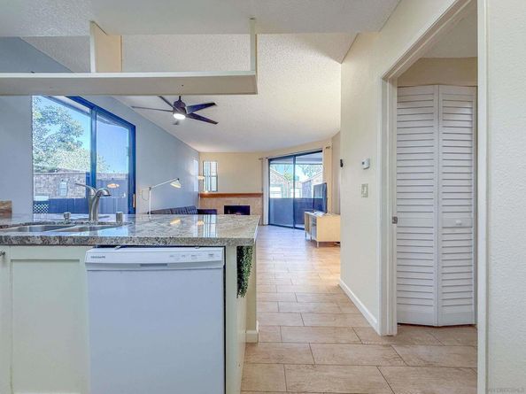 4435 Nobel Dr Unit 19, San Diego CA 92122