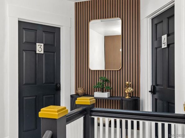 1055 21st, San Diego CA 92102