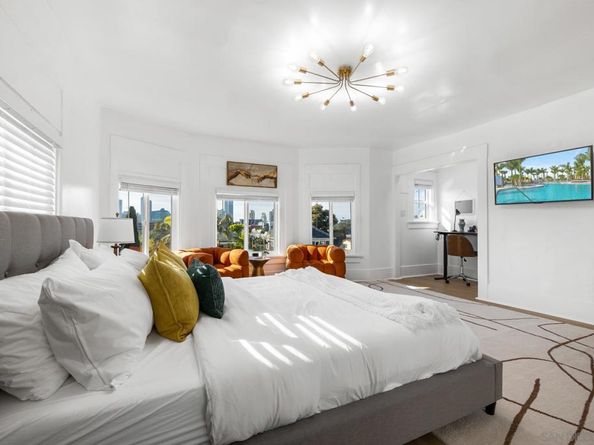 1055 21st, San Diego CA 92102