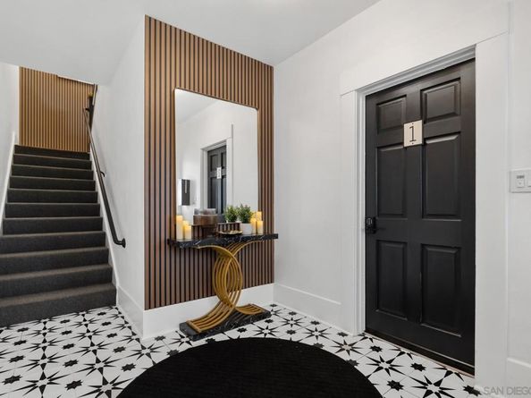 1055 21st, San Diego CA 92102