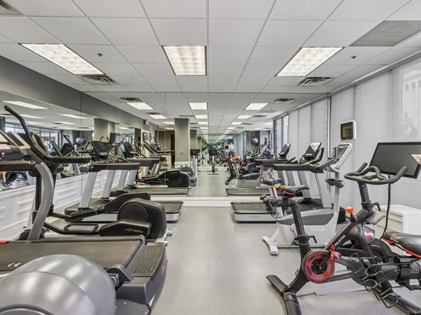 700 Front St 1402, San Diego CA 92101
