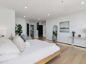 700 Front St 1402, San Diego CA 92101