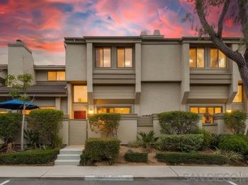 3264 Caminito Eastbluff