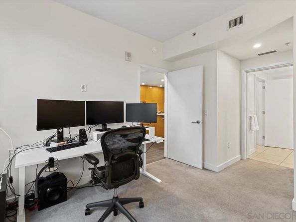 1441 9th Ave 402, San Diego CA 92101