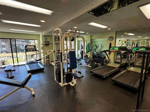 1885 Diamond St 2235, San Diego CA 92109