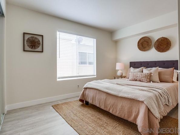 1703 La Playa Ave B, San Diego CA 92109