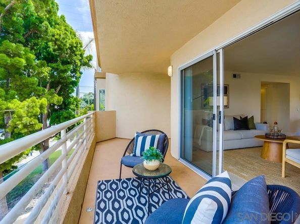 1703 La Playa Ave B, San Diego CA 92109