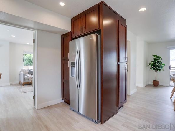1703 La Playa Ave B, San Diego CA 92109