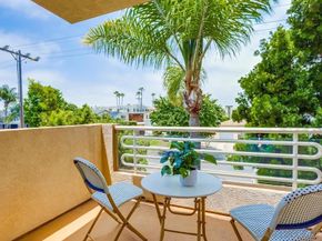 1703 La Playa Ave B, San Diego CA 92109
