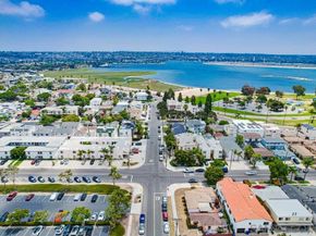 1703 La Playa Ave B, San Diego CA 92109