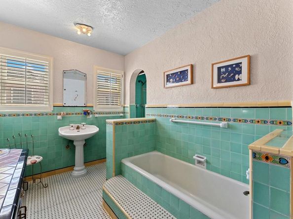 4010 S Hempstead Circle, San Diego CA 92116