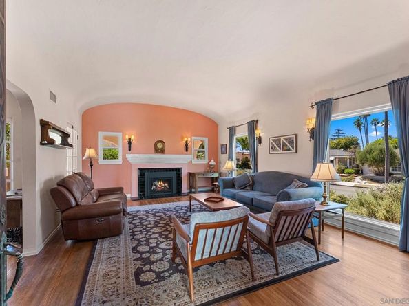 4010 S Hempstead Circle, San Diego CA 92116