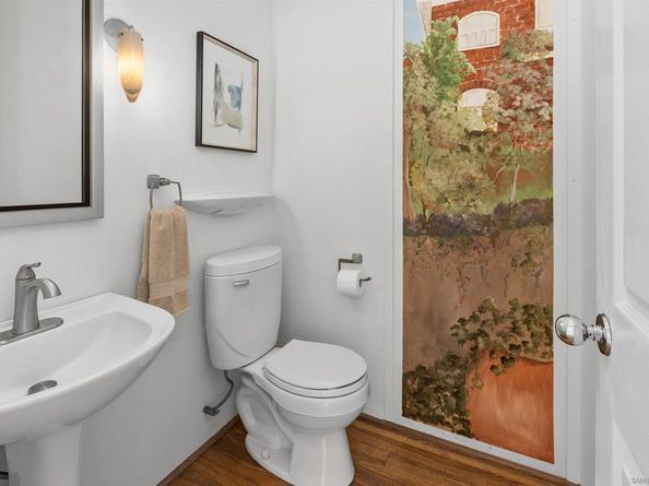 405 W Nutmeg St, San Diego CA 92103