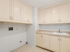 405 W Nutmeg St, San Diego CA 92103