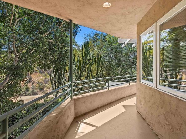 405 W Nutmeg St, San Diego CA 92103