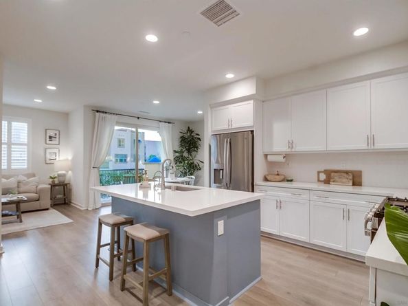317 Brookside Way, Santee CA 92071