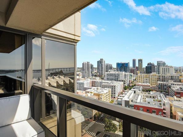 100 Harbor Drive 1906, San Diego CA 92101