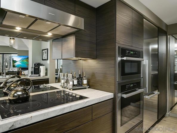 100 Harbor Drive 1906, San Diego CA 92101