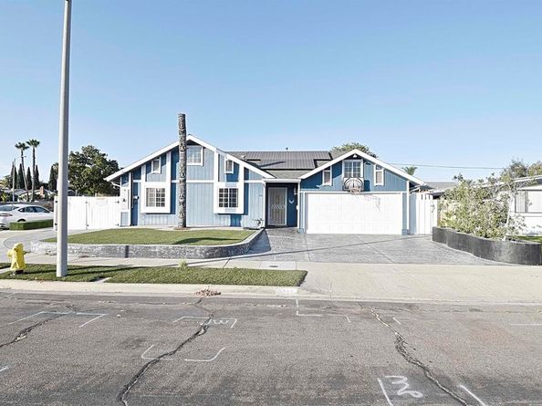 6387 Anvil Lake Ave, San Diego CA 92119