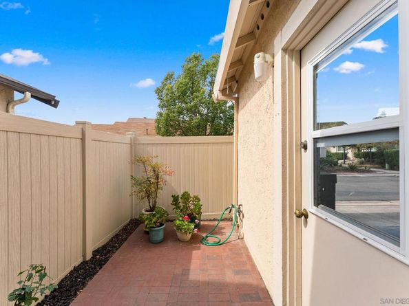 10357 Bart Way, Santee CA 92071