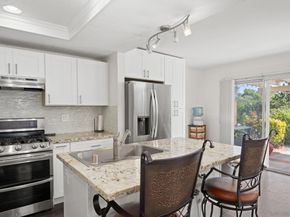 1709 Doral Gln, Escondido CA 92026