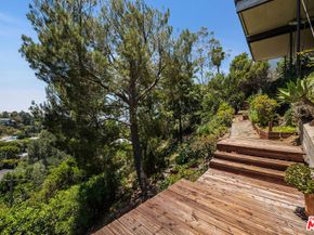 9234 Kinglet Drive, Los Angeles CA 90069