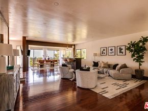9234 Kinglet Drive, Los Angeles CA 90069