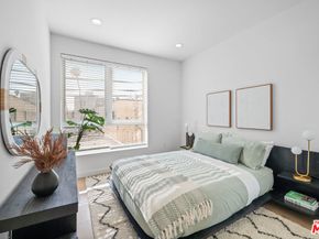 105 S Mariposa Avenue 204, Los Angeles CA 90004