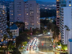 10445 Wilshire Boulevard 1905, Los Angeles CA 90024