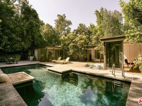 832 Canon Drive, Pasadena CA 91106