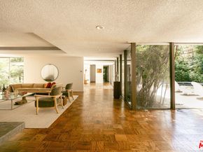 832 Canon Drive, Pasadena CA 91106