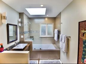 1309 Carmona Avenue, Los Angeles CA 90019