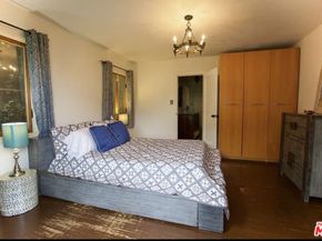 1309 Carmona Avenue, Los Angeles CA 90019