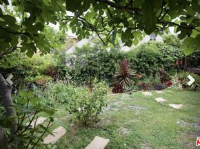 1309 Carmona Avenue, Los Angeles CA 90019