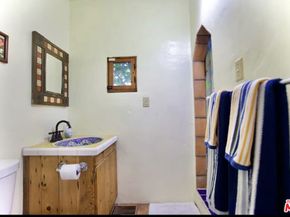 1309 Carmona Avenue, Los Angeles CA 90019