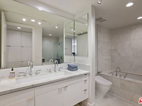 1705 Ocean Avenue 209, Santa Monica CA 90401