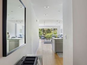 1705 Ocean Avenue 209, Santa Monica CA 90401
