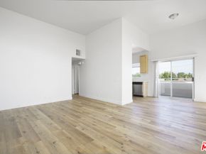 22705 Del Valle Street, Woodland Hills CA 91364