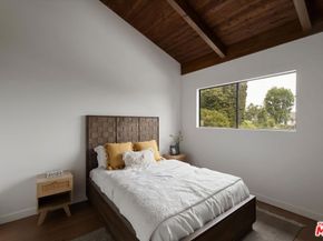 8506 Oak Court, Los Angeles CA 90046