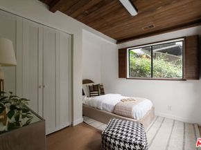 8506 Oak Court, Los Angeles CA 90046